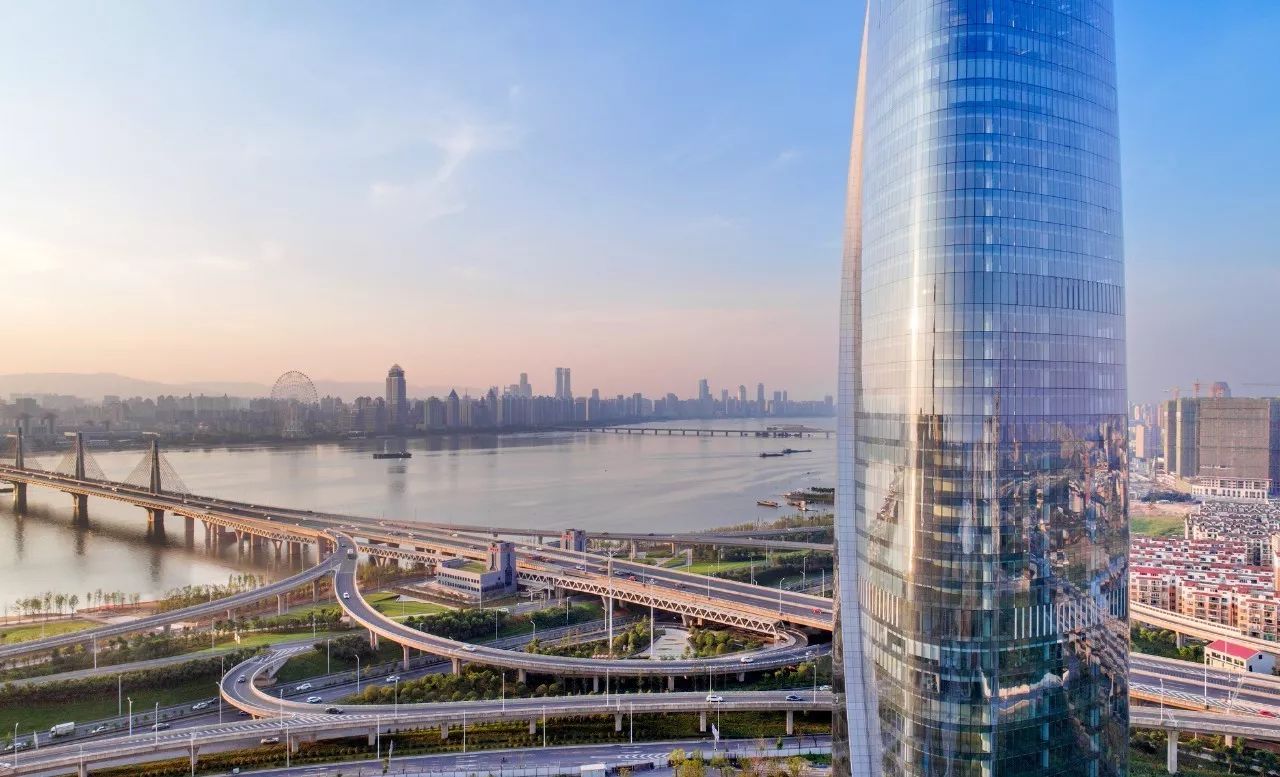 南昌新力中心，以“鏡鑒”之“隱”達(dá)成文脈的連綿